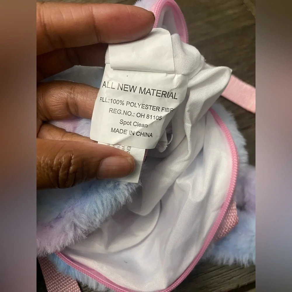 Fuzzy Unicorn mini Backpack girls in like new condition